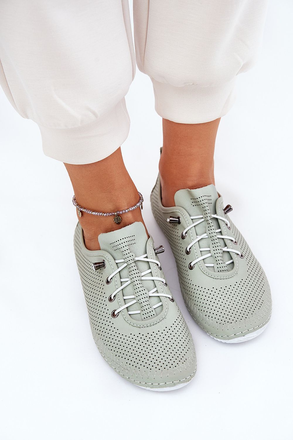 Half shoes model 212560 Step in style