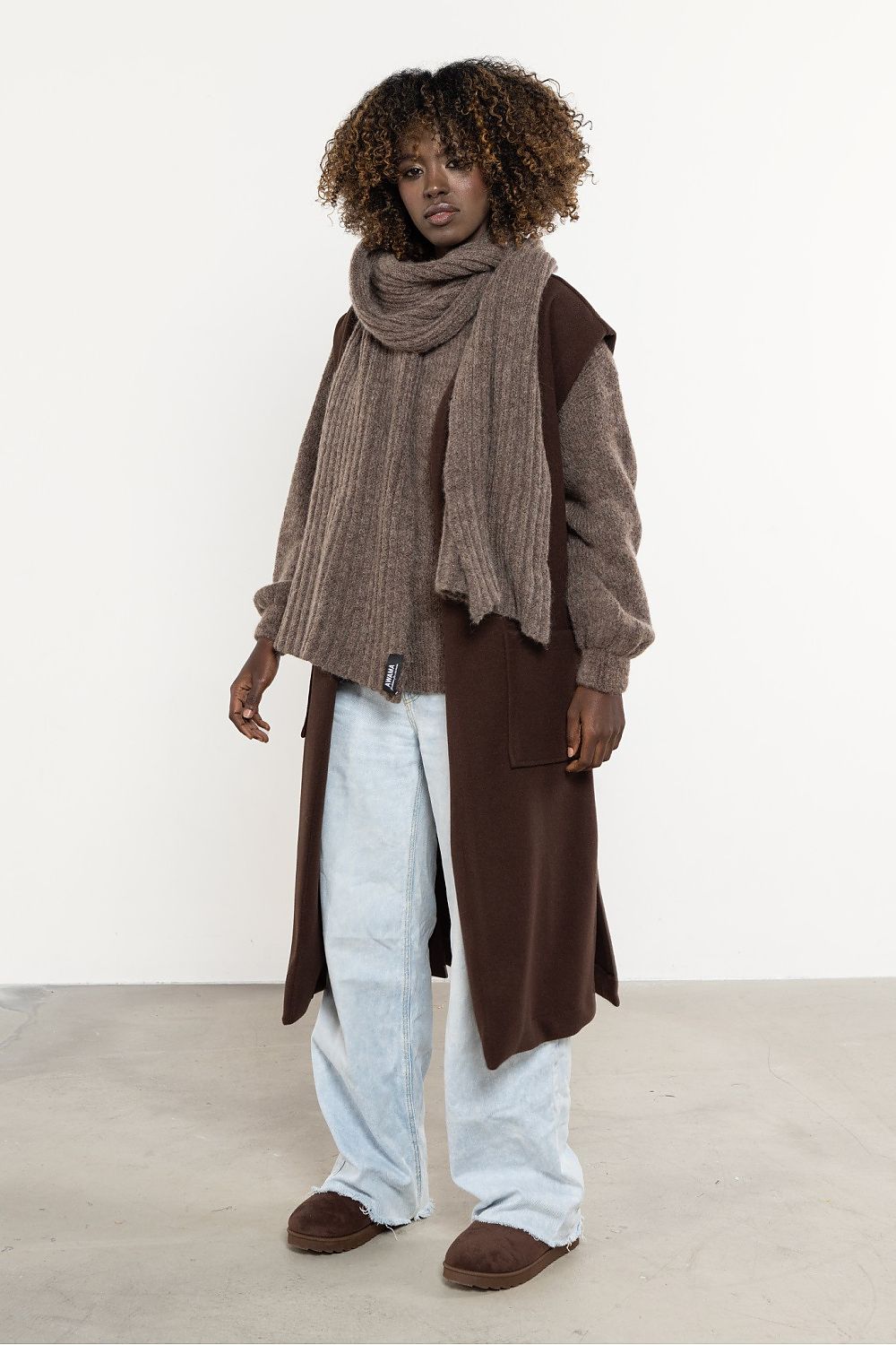  Schal model 220843 awama 